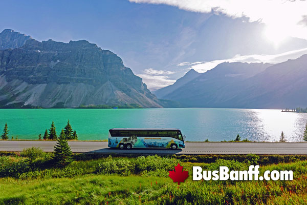 Bus Banff and Jasper from the Calgary Airport